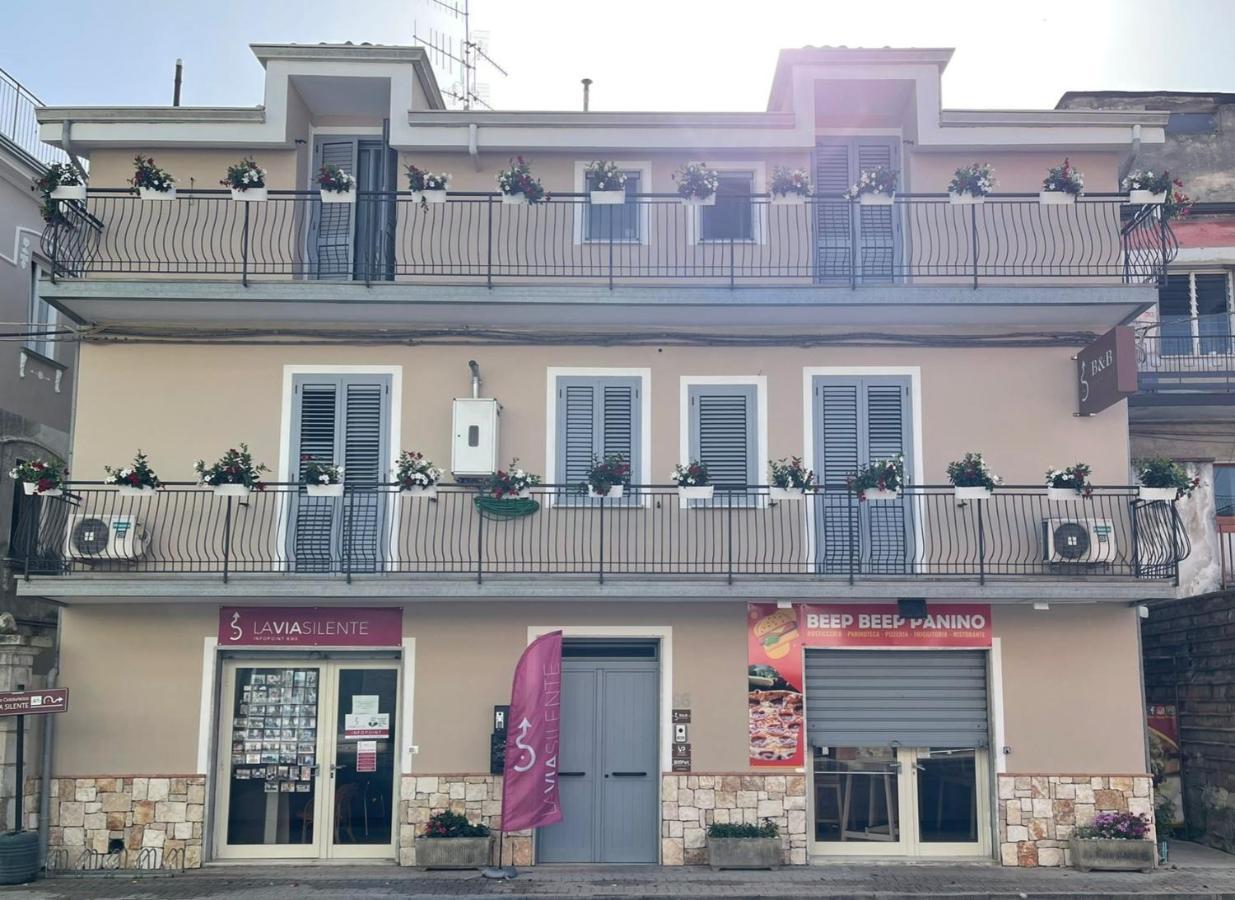 B&B Dell'Infopoint-La Via Silente Castelnuovo Cilento Exterior foto